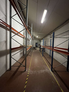 Anda üürile ladu eraldi sissepääsuga ja ilusate kontoritega