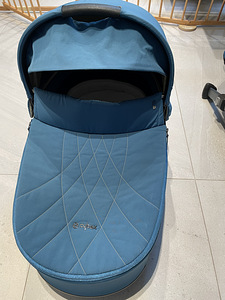 Cybex priam vankrikorv mount blue (1 foto / 3)