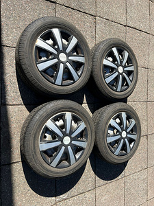 175/65 R14 C Резина как новая на дисках (3 фото из 3)