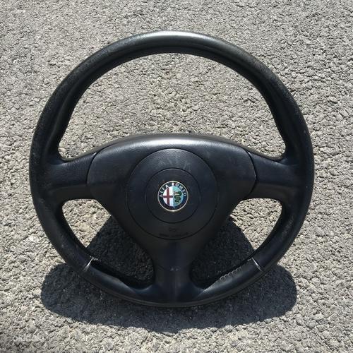 Alfa Romeo кожаный руль + подушка безопасности (фото #1)