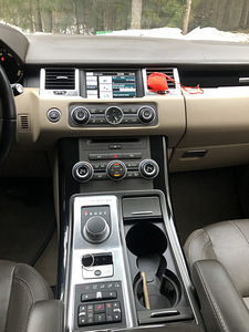 Range rover sport (9 фото из 11)