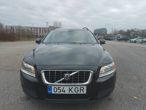 M: Volvo v70. 2.0TD 100kw 2009a.