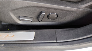 Ford Mondeo Titanium 2.0 110kW (3 foto / 13)