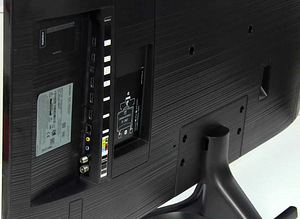 Samsung TV 55 4K SmartTV (2 foto / 3)