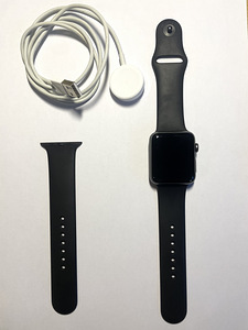 Apple Watch 3 | 42 мм | Черный