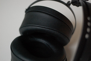 Наушники Audeze LCD-2C (3 фото из 8)