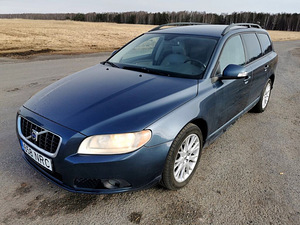 Volvo V70 2008 (1 foto / 8)