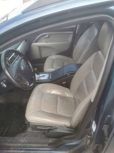 Volvo V70 2008 (8 foto / 8)