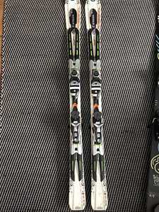 Rossignol Attraxion mäesuusad (3 foto / 4)