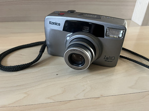 Плёночная камера Konica Zoom Retro (1 фото из 3)