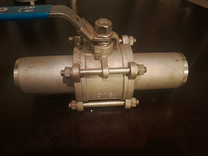 Roostevabast terasest kuulkraan 2 1/2" 1000WOG (2 foto / 3)
