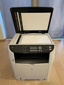 Värvilaserprinter/ Skänner/ Koopiamasin Ricoh Aficio (4 foto / 6)