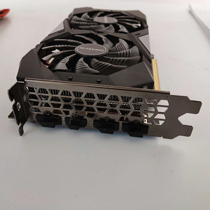 Gigabyte 2060 6gb (2 foto / 3)