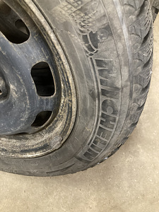 Naastrehvid michelin 15/185/65(4tk) (4 foto / 4)