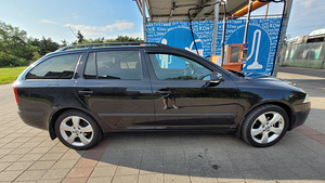 Skoda Octavia 2.0 TDI 103KW (2 foto / 11)
