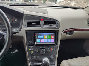 Volvo s60 (7 foto / 8)