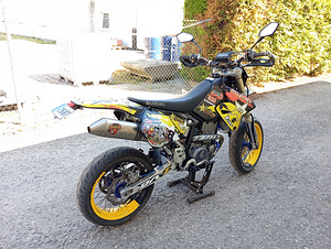 Suzuki drz-400 (4 foto / 6)