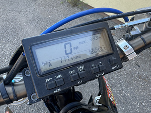 Suzuki drz-400 (6 foto / 6)