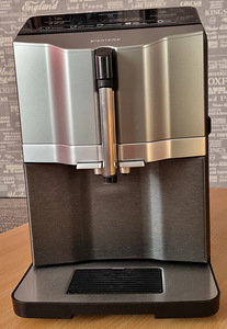 Siemens EQ3 S300 (2 фото из 6)