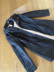 Parka TED BAKER 36-38 suurus, must (1 foto / 4)