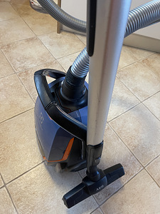 Пылесос Electrolux ZUODELUX+ (6 фото из 9)