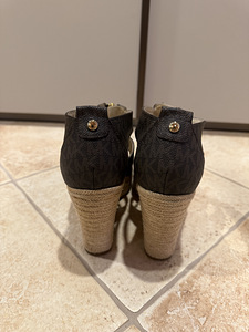 Michael Kors sandaalid, suurus 40, nahk (3 foto / 6)