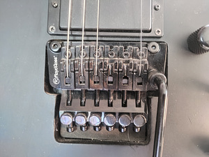 ESP LTD F-200 Black Satin Электрогитара (7 фото из 9)
