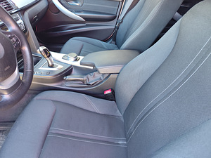 BMW 320D (6 foto / 9)