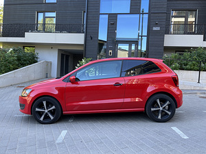 Volkswagen Polo (7 foto / 10)