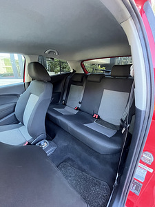 Volkswagen Polo (10 foto / 10)