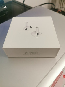 Apple Airpods 3-го поколения (1 фото из 2)