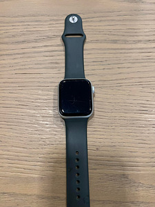 Apple watch 5 series, 44mm, no gps (2 foto / 3)