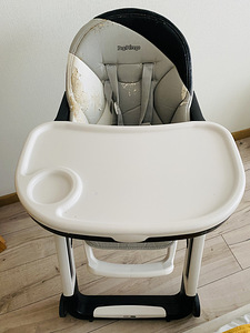 Стульчик для кормления Peg-Perego Siesta (2 фото из 3)