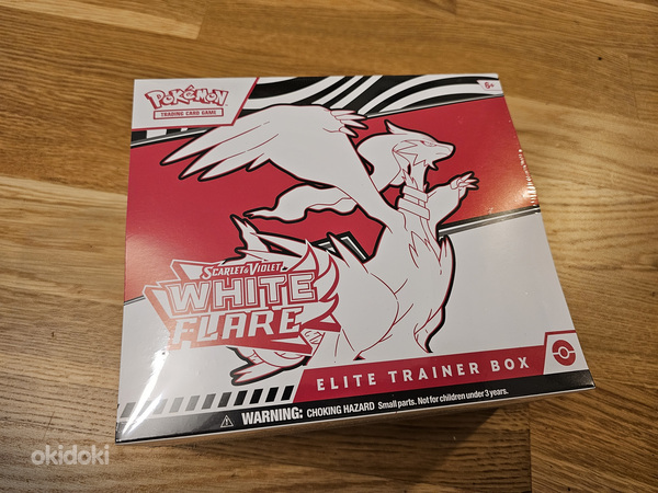 Pokemon White Flare Elite Trainer Box