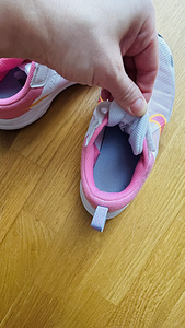 Кроссовки Nike (5 фото из 9)