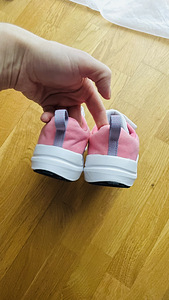 Кроссовки Nike (6 фото из 9)