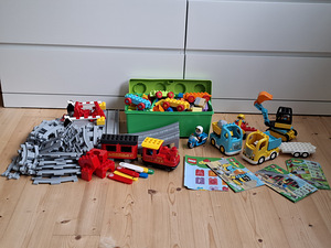 LEGO Duplo rong ja muud komplektid (1 foto / 2)