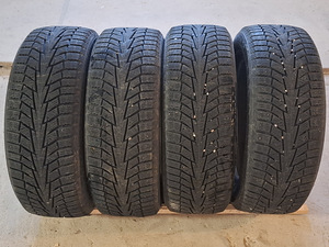 205/55/R16 Hankook I*Cept IZ2 talverehvid lamellrehvid (1 foto / 8)