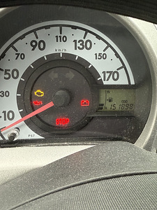 Peugeot 107 (2 foto / 4)