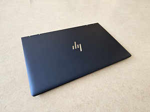 HP DragonFly G1 i7-8565U/16GB/13,3FullHD Tou/256GB/990grammi (3 foto / 3)