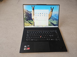Lenovo ThinkPad Z16 AMD Ryzen 7 PRO 6850H 32GB 512GB 16WUXG (1 foto / 2)