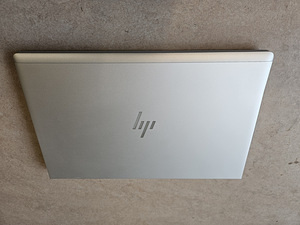 HP ELITEBOOK 640 G10 i5-1335U 16GB 256GB garantii (2 foto / 2)