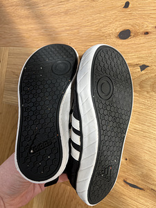 Adidas ketsid,26 (2 foto / 4)