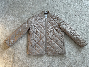 Tommy Hilfiger jope (1 foto / 6)