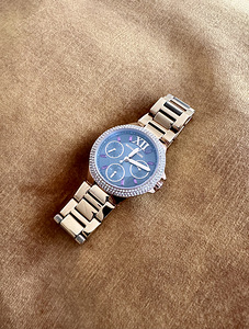Michael Kors наручные часы (1 фото из 6)