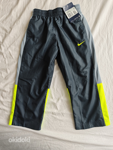 Детские спортивные штаны Nike