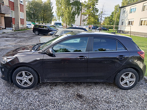Kia rio 2018 (2 фото из 5)
