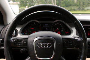 Audi A6 Allroad 2.7 140kw (12 foto / 15)