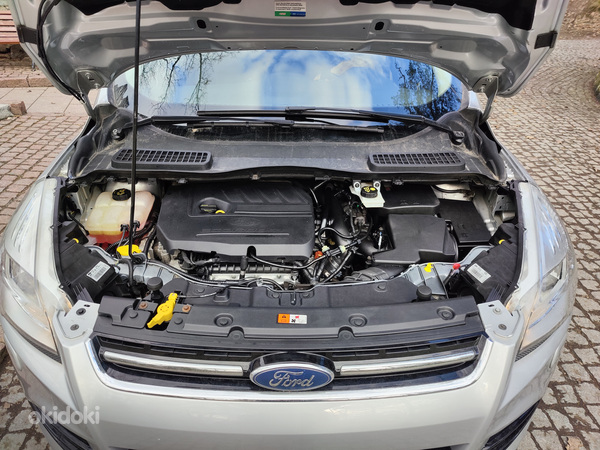 Ford Kuga 2016a. 2.0 бензин (фото #4)
