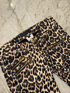 Juicy Couture uueväärsed skinny leopardimustrilised püksid. (2 foto / 5)